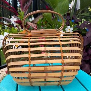 Vintage 1960’s bamboo large folding purse tote basket  EVC
